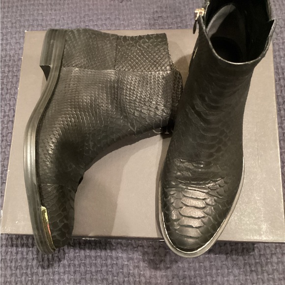 Ankle Boots - Picture 6 of 7